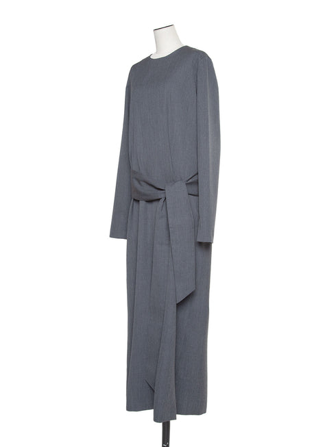 calm one-piece